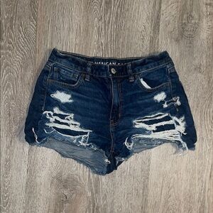 American Eagle Outfitters Blue Distressed Jean Shorts mom denim size 2 strigid